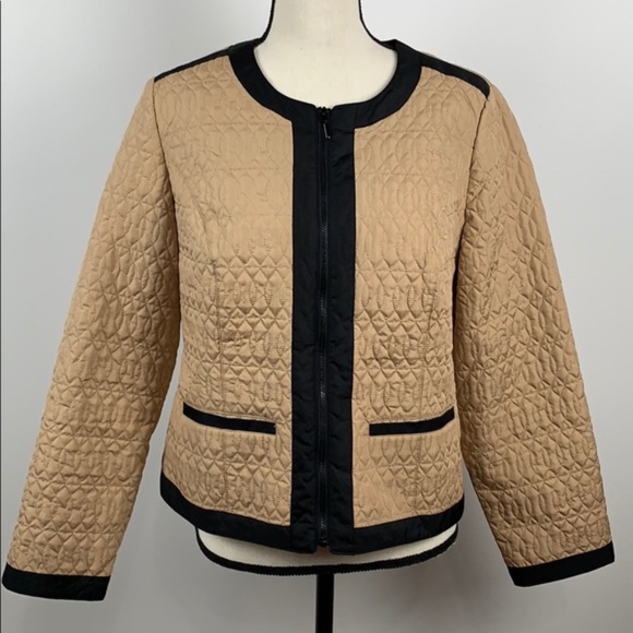 Chico's Jackets & Blazers - 🦩3/$25 Chico's Quilted Zip Up Jacket Size 1 (M)